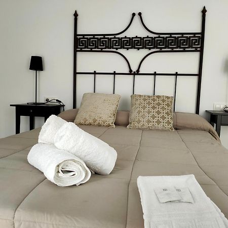 Apartamentos San Pedro กอร์โดบา ภายนอก รูปภาพ