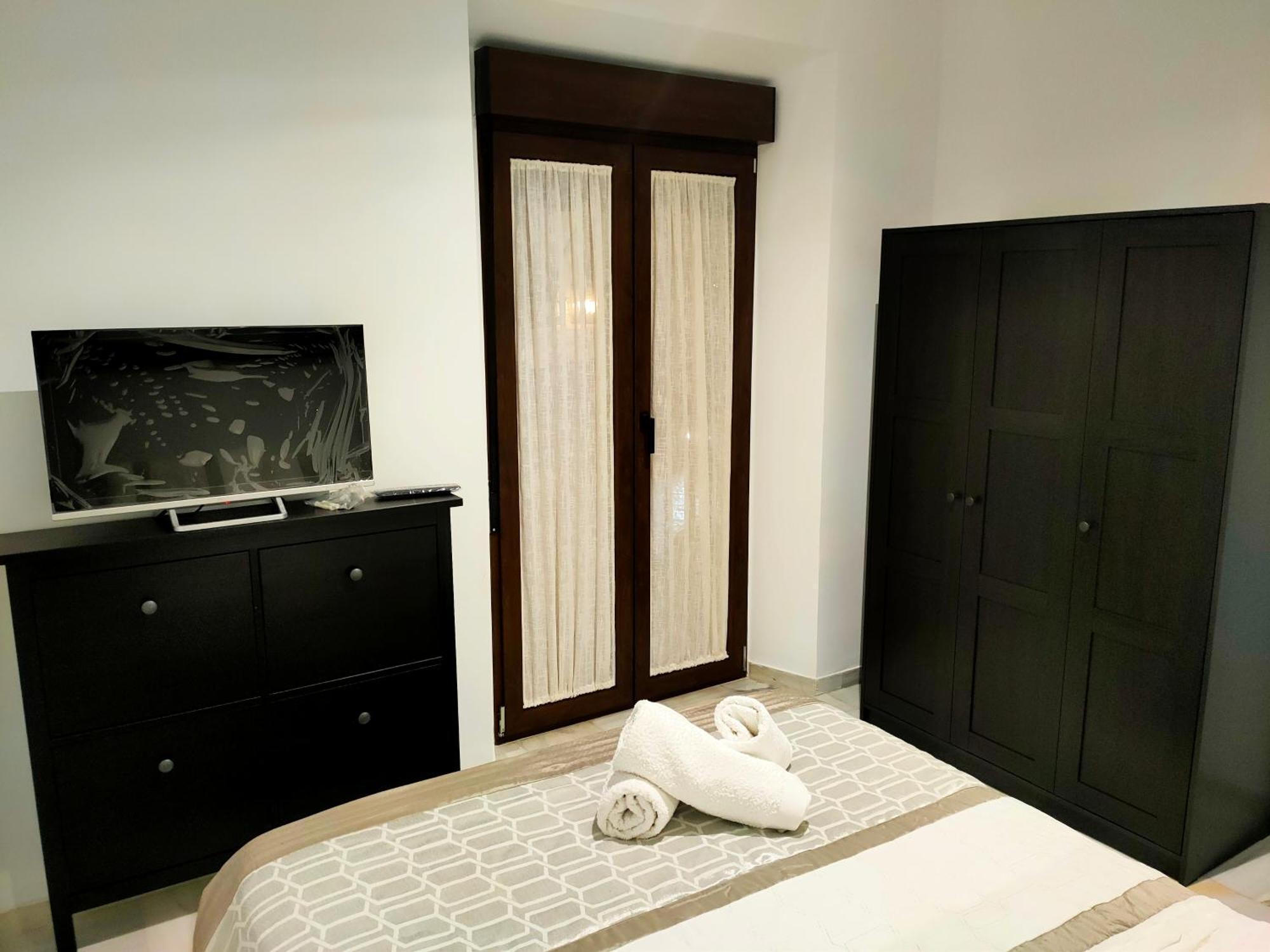 Apartamentos San Pedro กอร์โดบา ภายนอก รูปภาพ